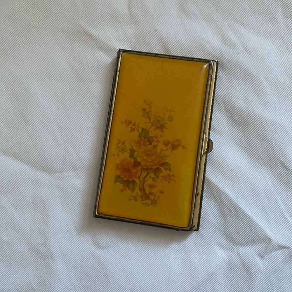 Vintage Floral Yellow Compact Case